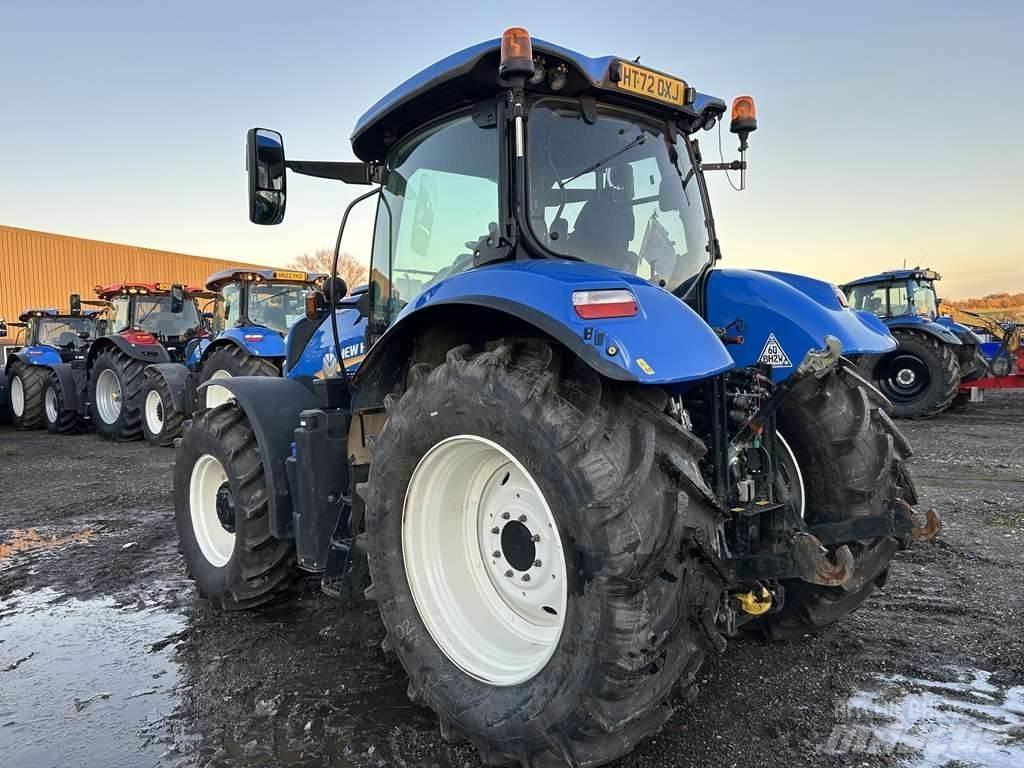New Holland T7.225 Tractores