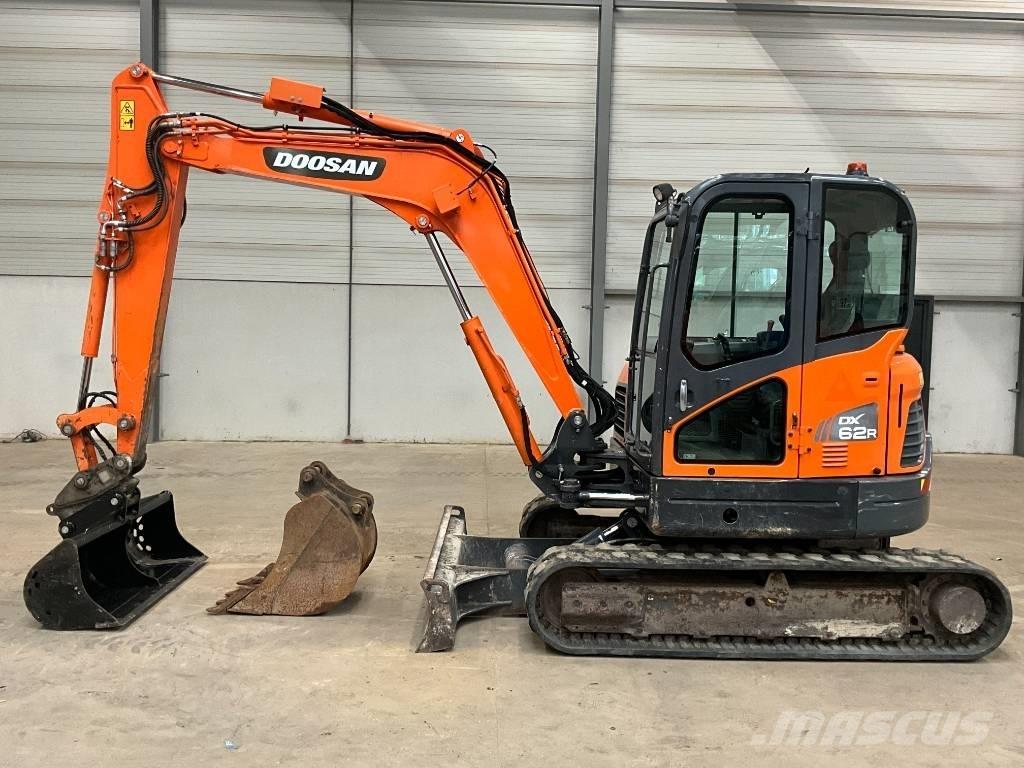 Doosan DX 62 R-3 Mini excavadoras < 7t