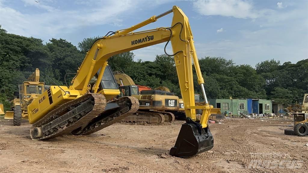 Komatsu PC 200 Excavadoras de cadenas