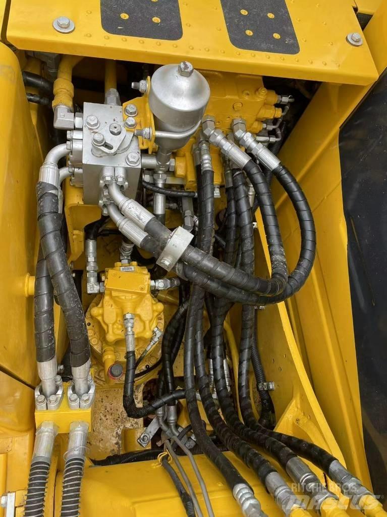 Komatsu 120-8 Excavadoras de cadenas