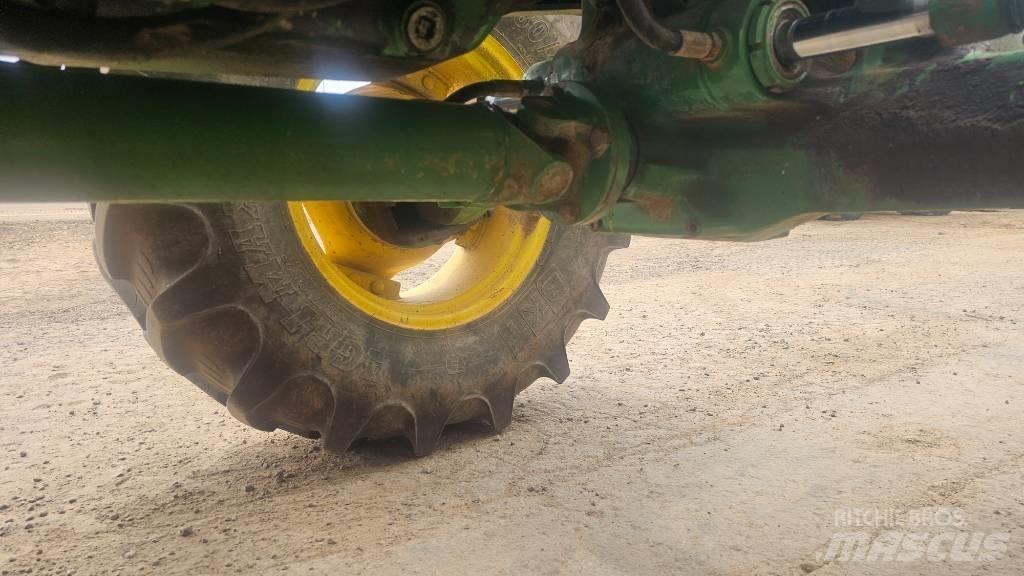 John Deere 6210 Tractores