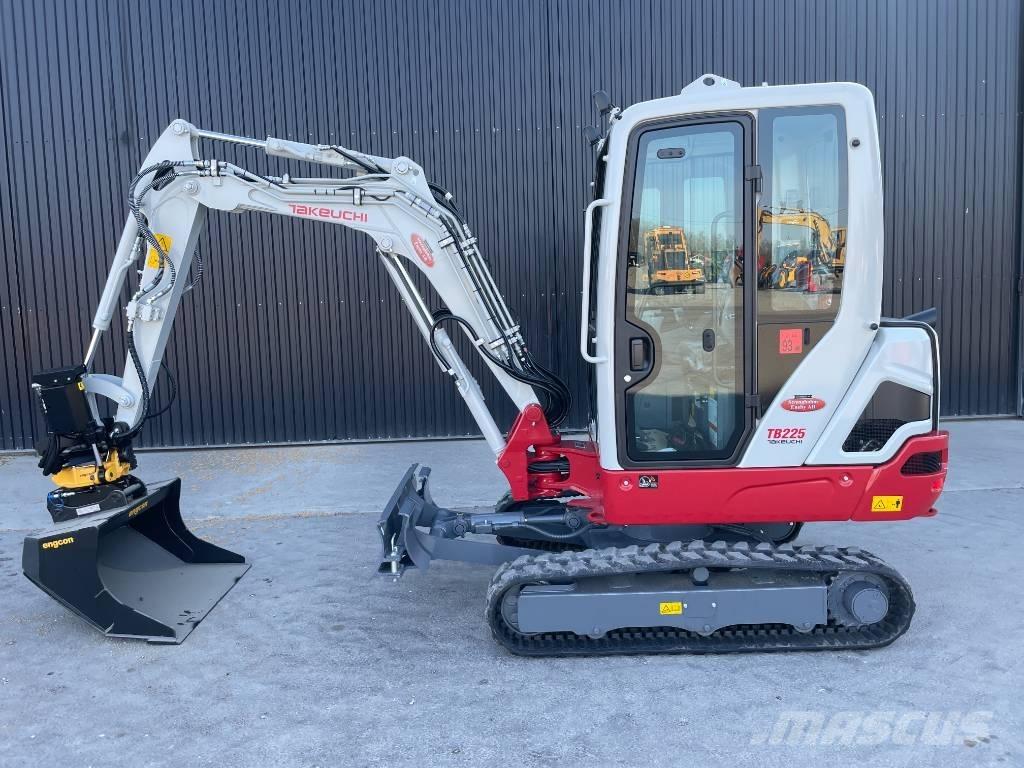 Takeuchi TB 225 Mini excavadoras < 7t