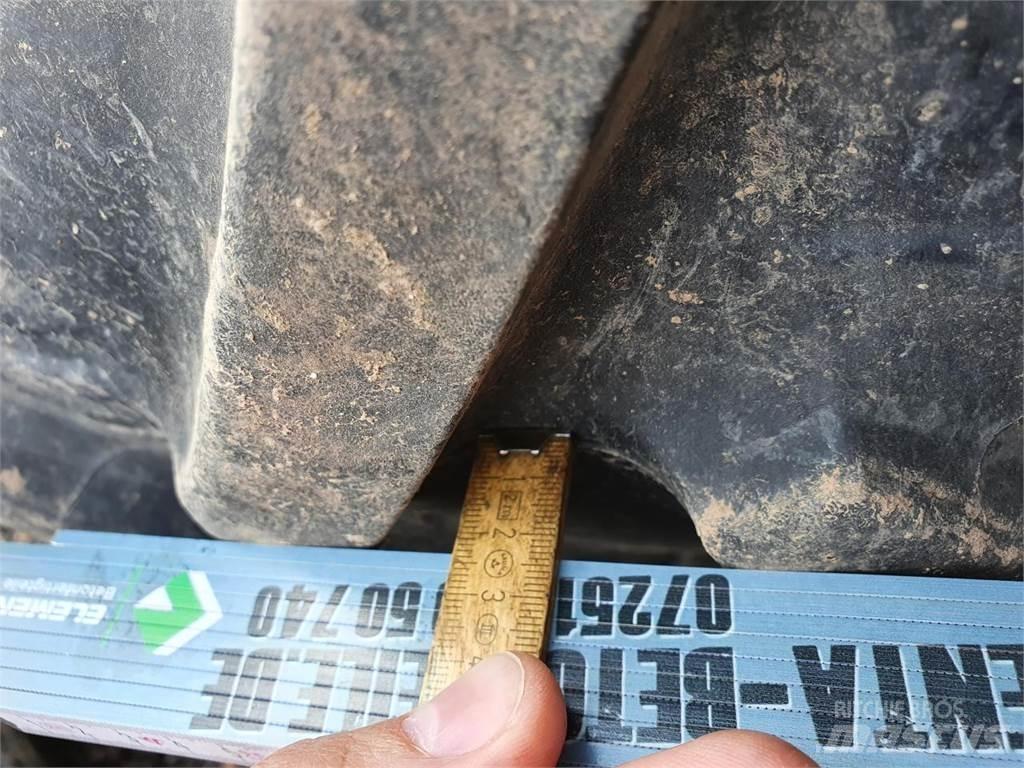 BKT 270/95R48 x2 Neumáticos, ruedas y llantas