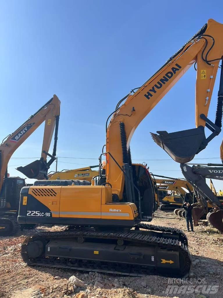 Hyundai 225-9 Excavadoras de cadenas