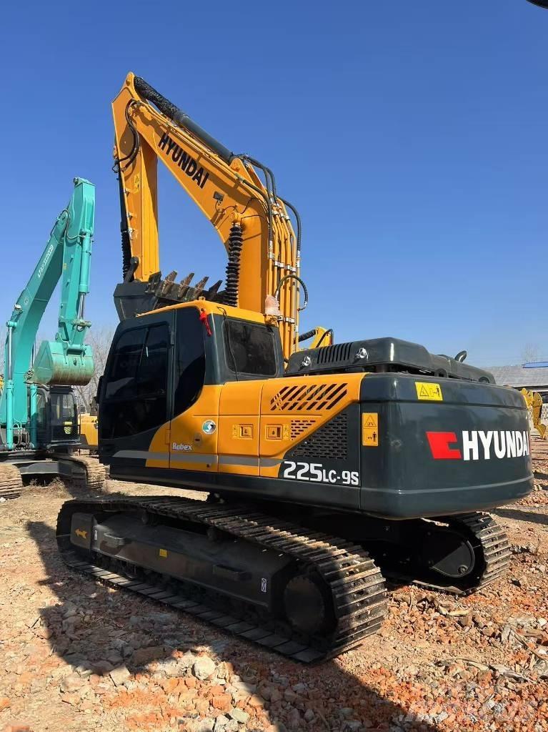 Hyundai 225-9 Excavadoras de cadenas