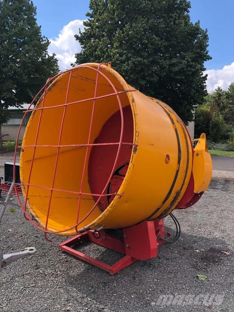 TEAGLE TOMAHAWK 5050 Desmenuzadoras, cortadoras y desenrolladoras de pacas