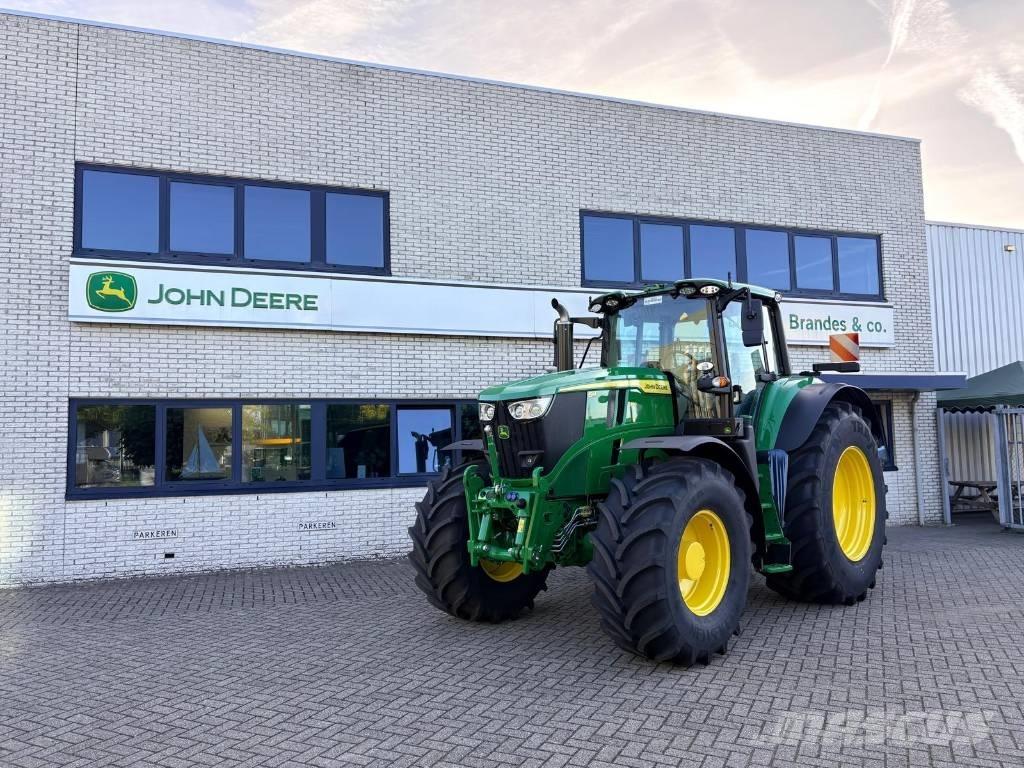 John Deere 6M200 Tractores