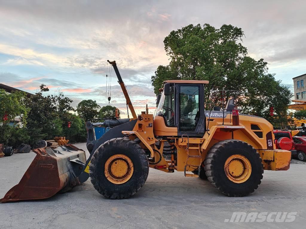 Volvo L 120 Cargadoras sobre ruedas