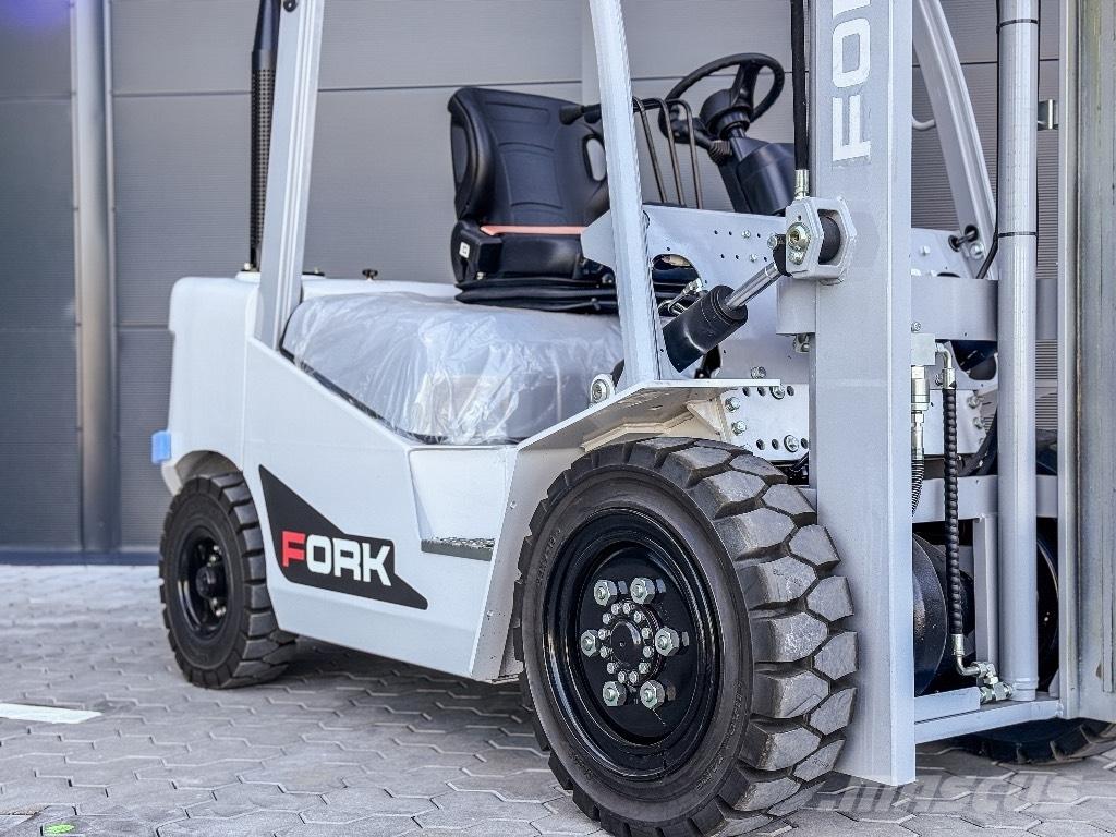 Fork LK30d-30 Carretillas diesel
