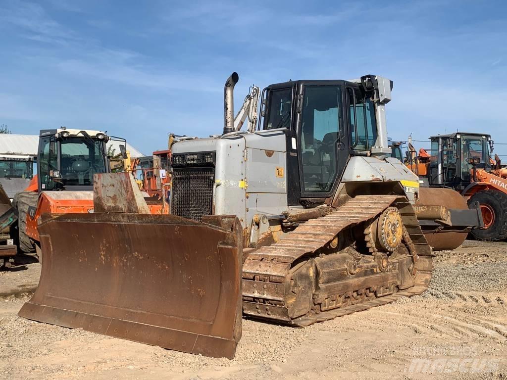 CAT D 6 N Buldozer sobre oruga