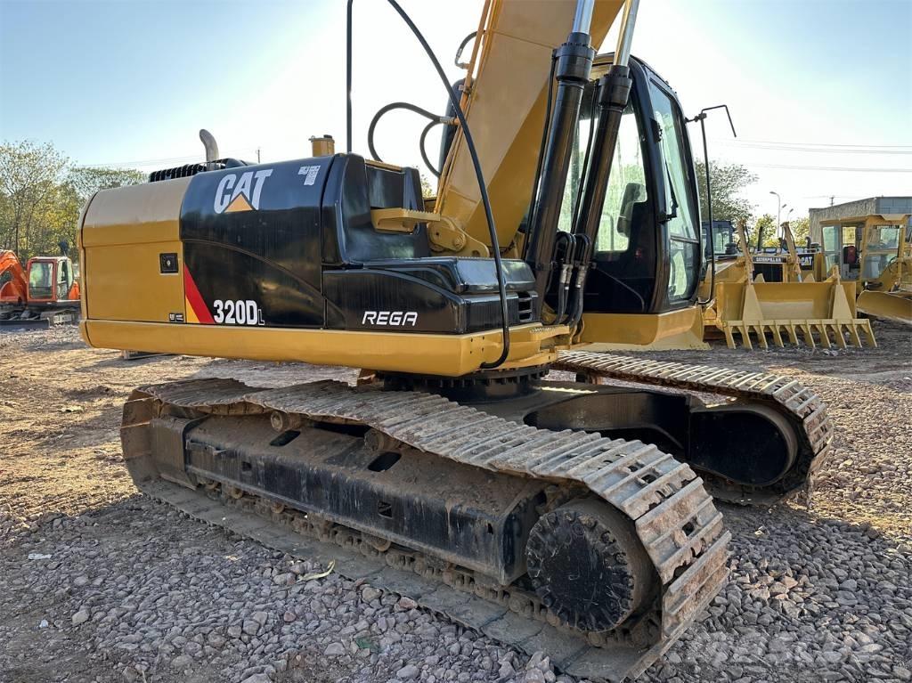 CAT 320DL Excavadoras de cadenas