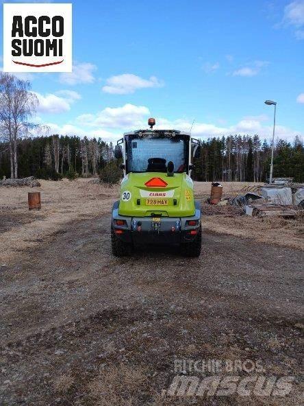 CLAAS 535 TORION Tractores