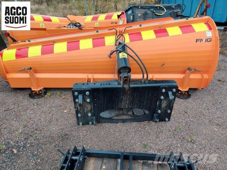 FMG ALUEAURA AA330 Láminas y cuñas quitanieves