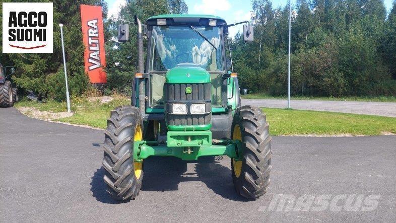 John Deere 6220 SE Tractores