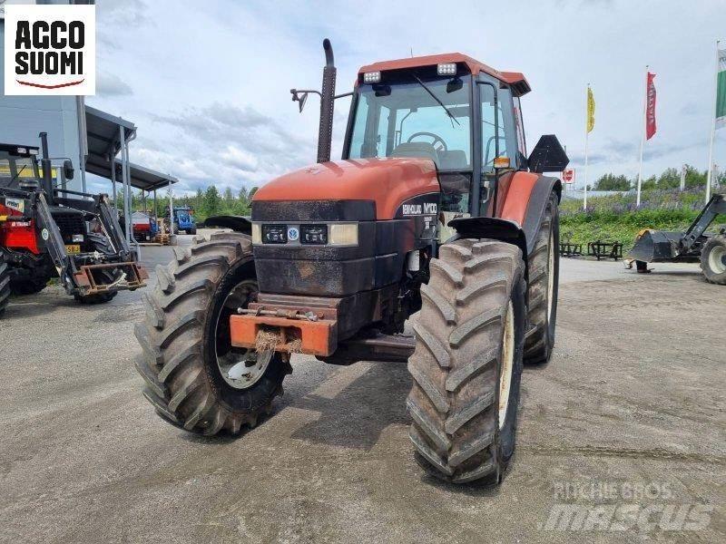 New Holland M100 Tractores