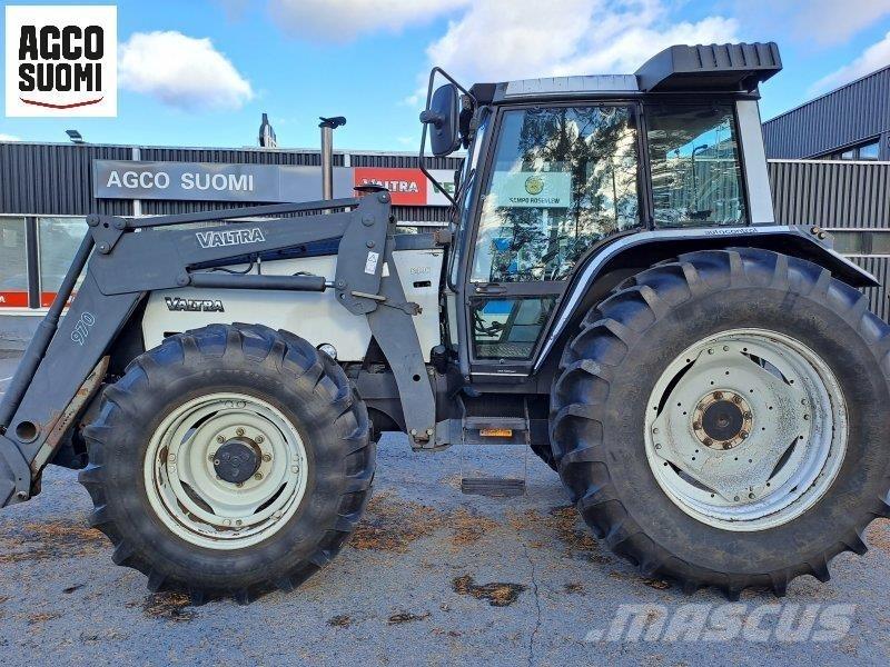 Valtra 8400 Tractores