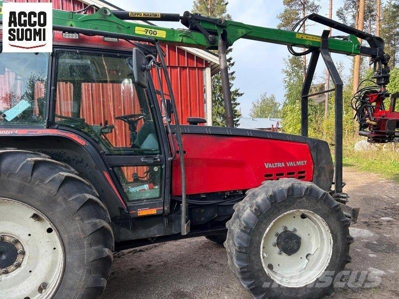Valtra 8400 Tractores