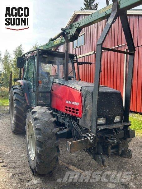 Valtra 8400 Tractores