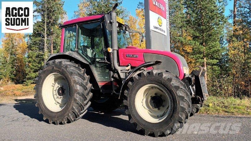 Valtra A92 Tractores