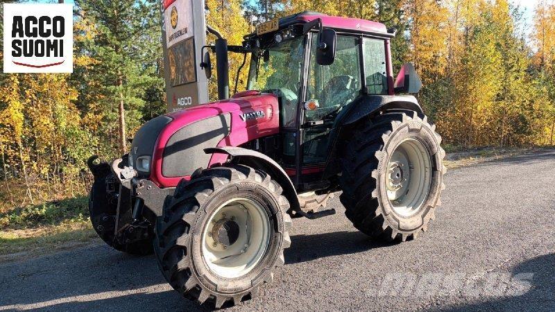 Valtra A92 Tractores