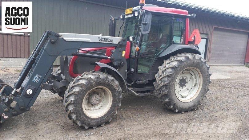 Valtra A93 Tractores