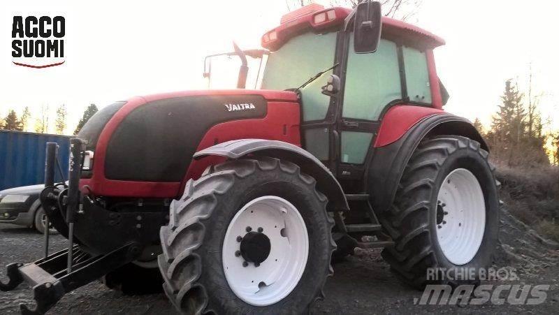 Valtra M130 Tractores