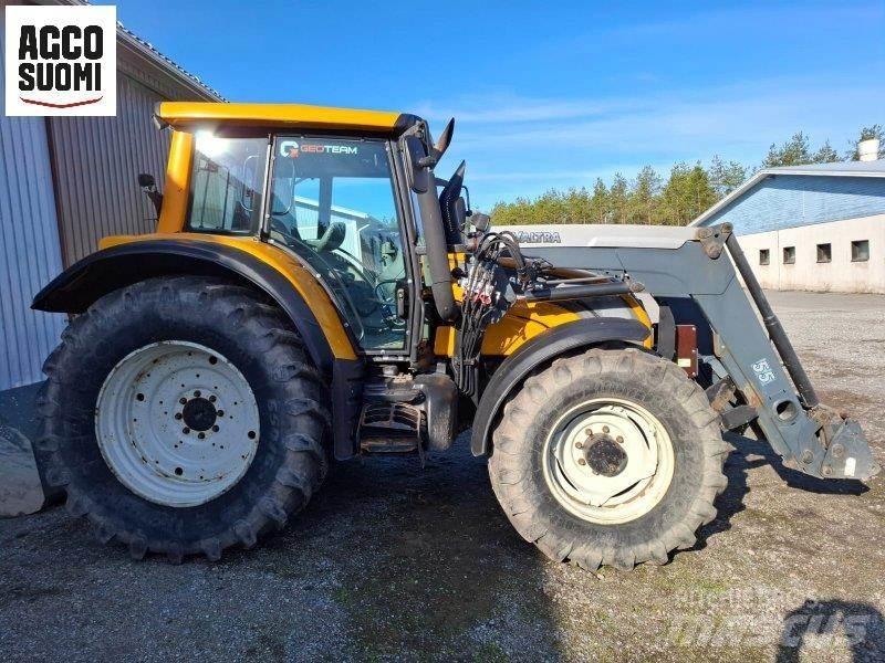 Valtra N122D Tractores