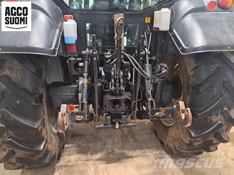 Valtra N141 HITECH Tractores