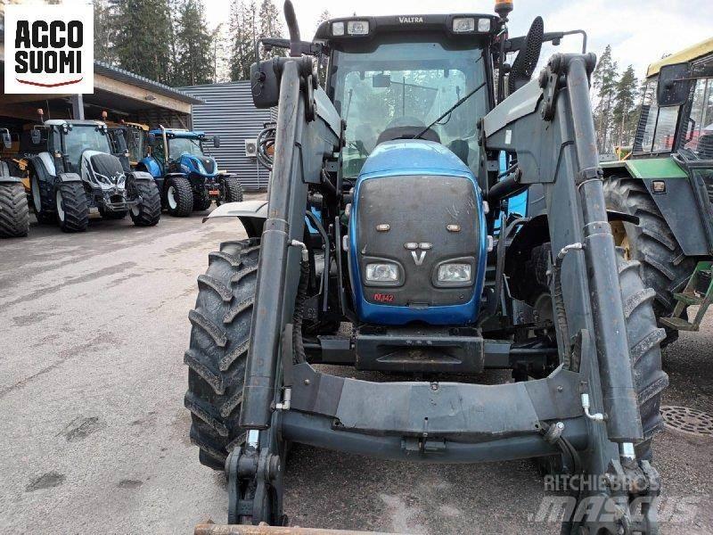 Valtra N142 D +EK Tractores