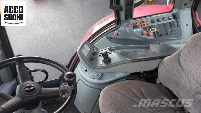 Valtra N143 DIRECT Tractores