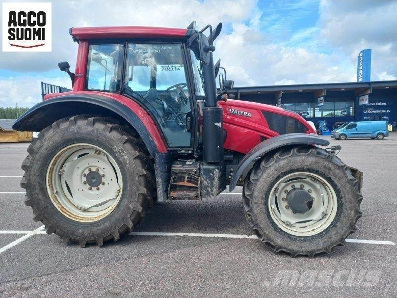 Valtra N163 DIRECT Tractores