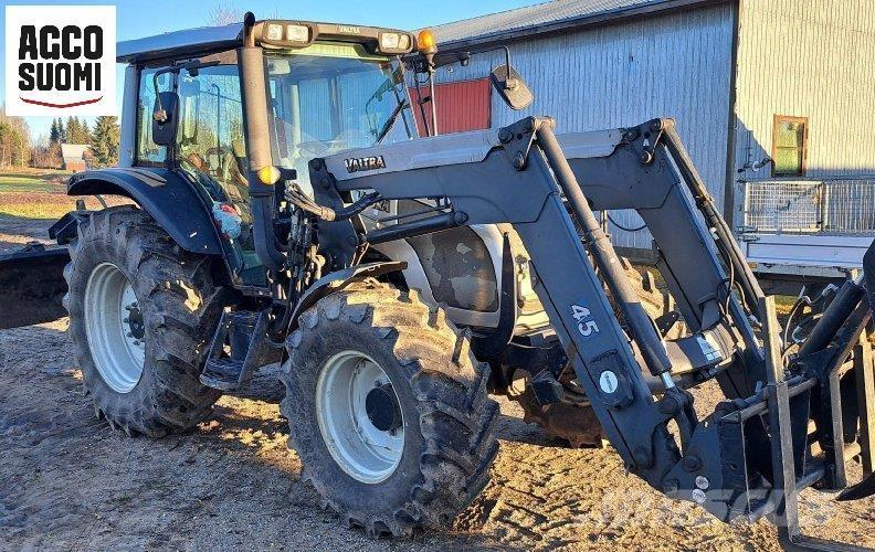 Valtra N92 Tractores