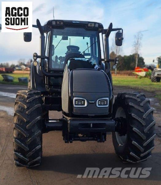 Valtra T140 Tractores
