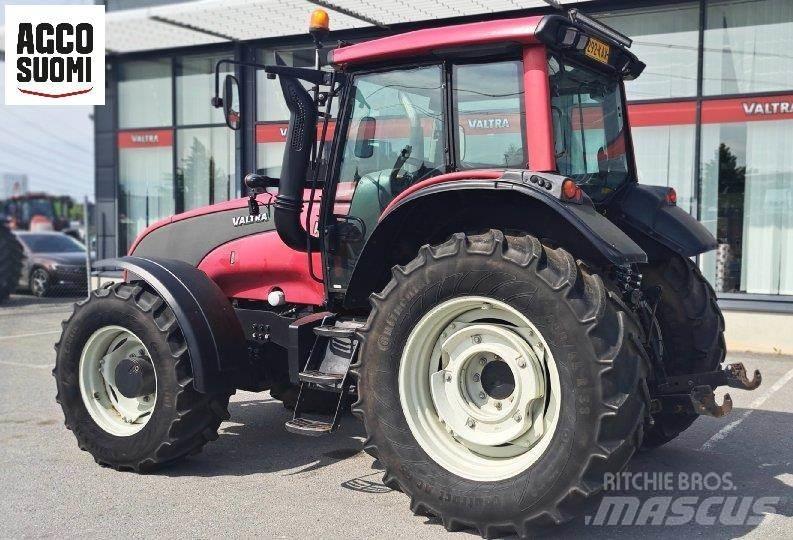 Valtra T151 A Tractores