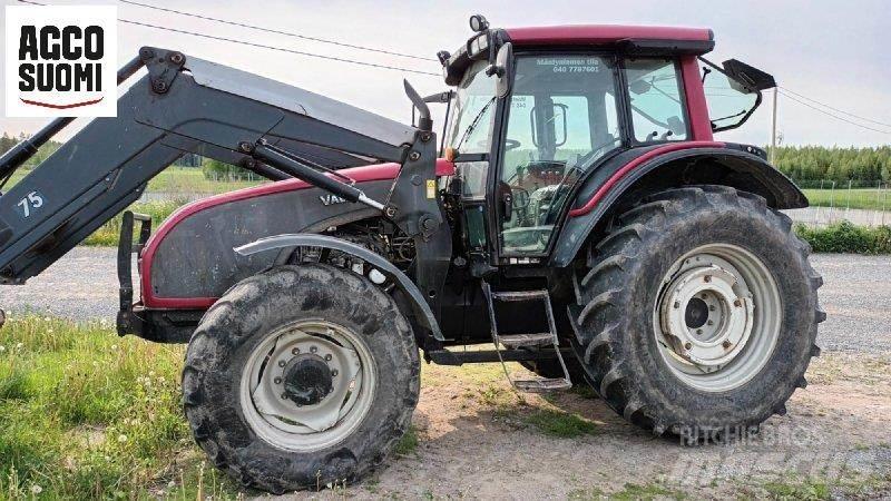 Valtra T151 H Tractores