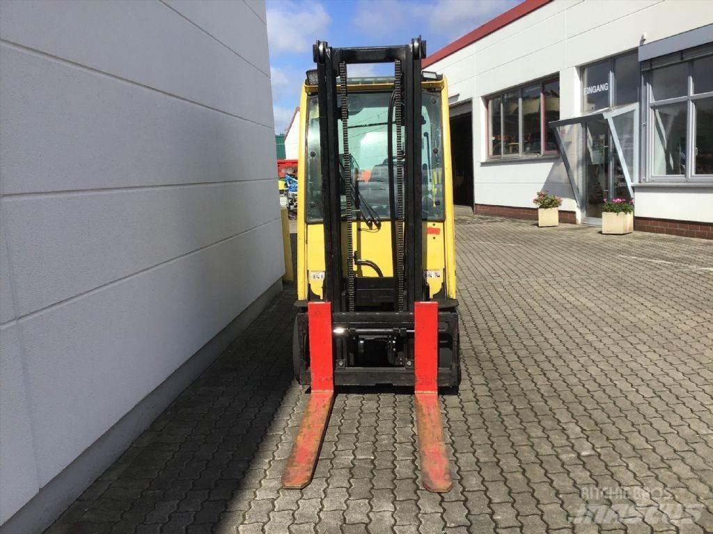 Hyster J 3.0 XN Carretillas de horquilla eléctrica