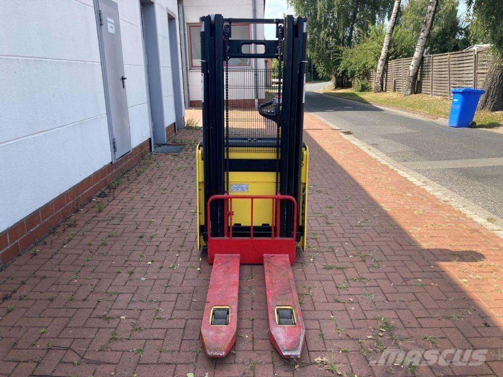 Hyster S 1.4 IL Apiladores eléctricos