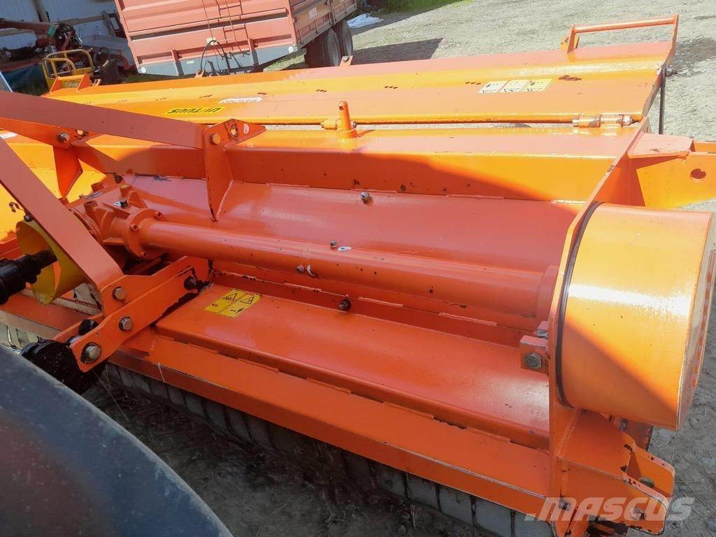 Maschio  Segadoras y cortadoras de hojas para pastos