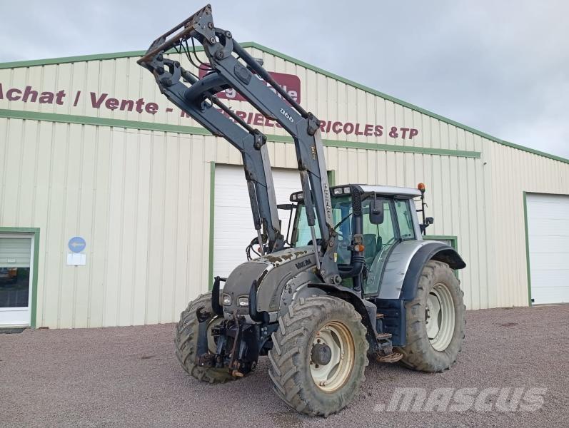 Valtra N122 Tractores