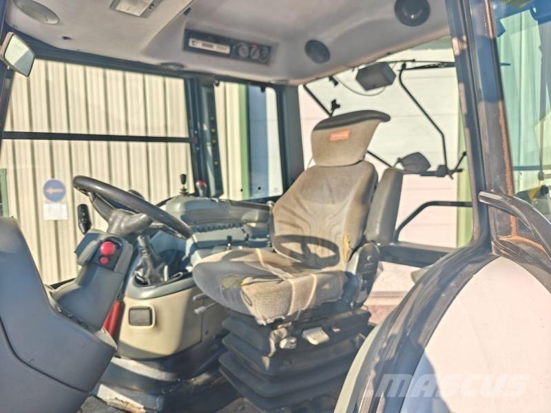 Valtra T120 Tractores