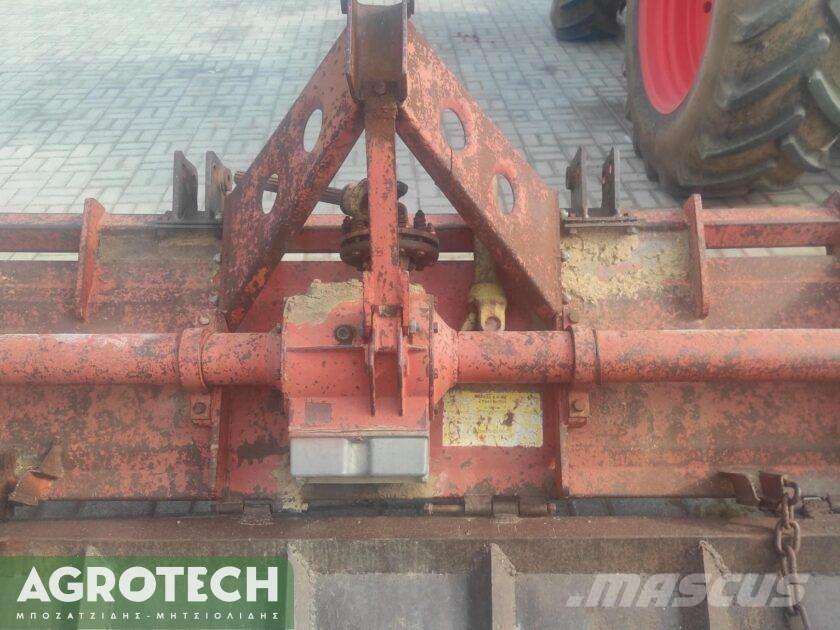  205 Tractores