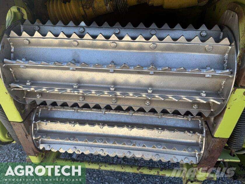 CLAAS JAGUAR 890 Tractores