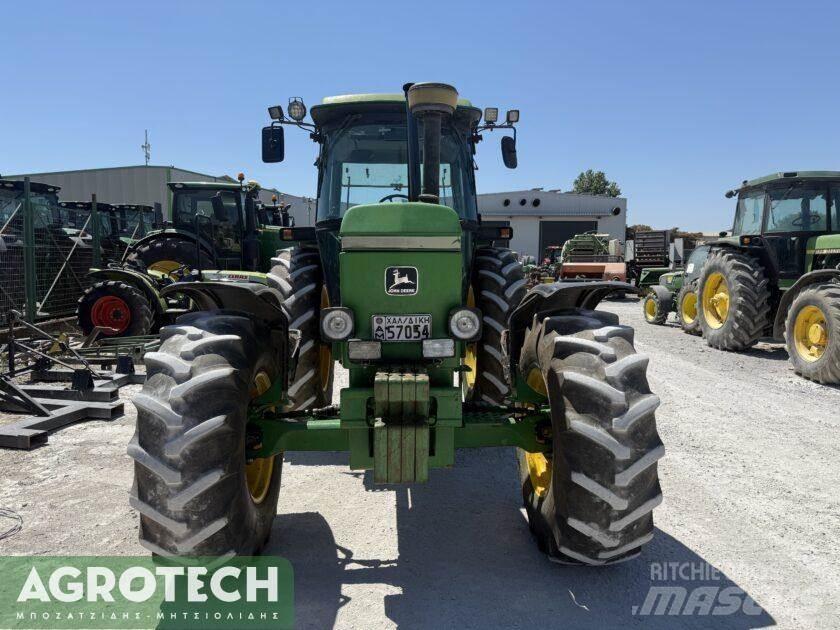 John Deere 3650 Tractores