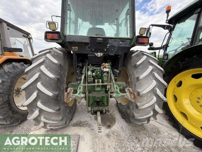 John Deere 4455 Tractores