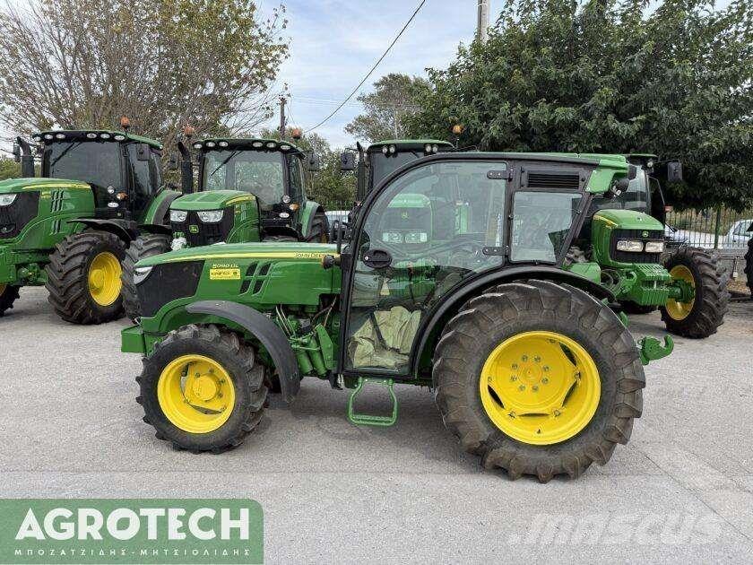 John Deere 5090 GL Tractores