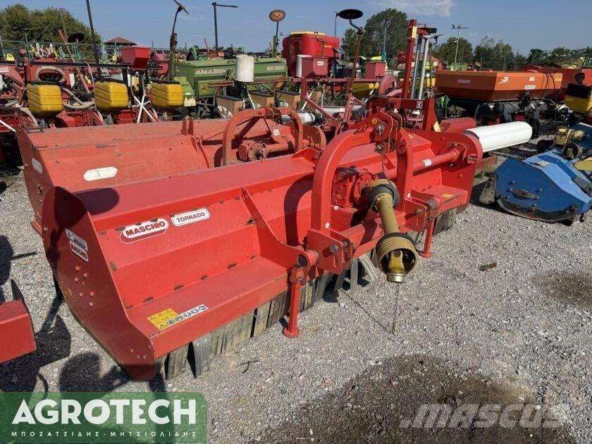 Maschio Tornado 310 Tractores