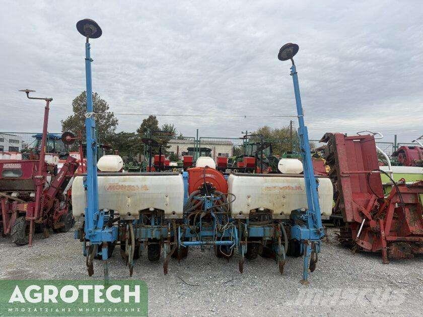 Monosem NG PLUS 4 Tractores