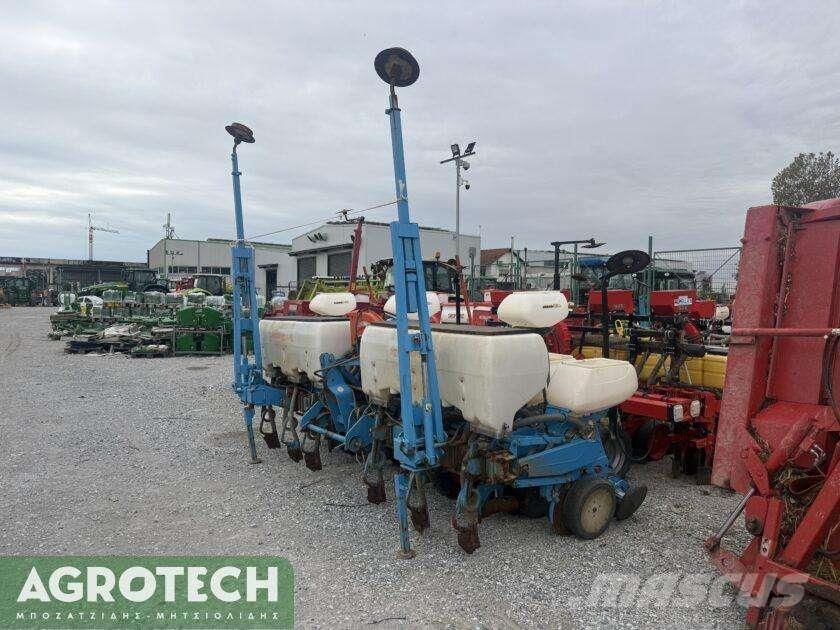 Monosem NG PLUS 4 Tractores