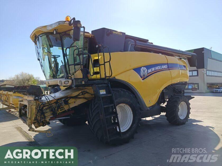 New Holland CX 840 Tractores