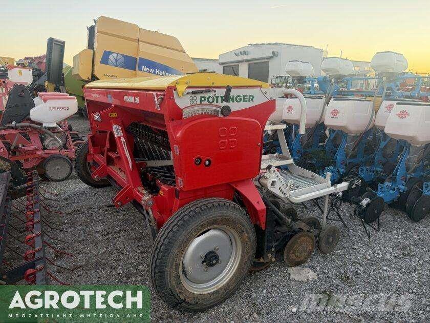 Pöttinger  Tractores